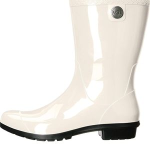 UGGs white rain boots sz10